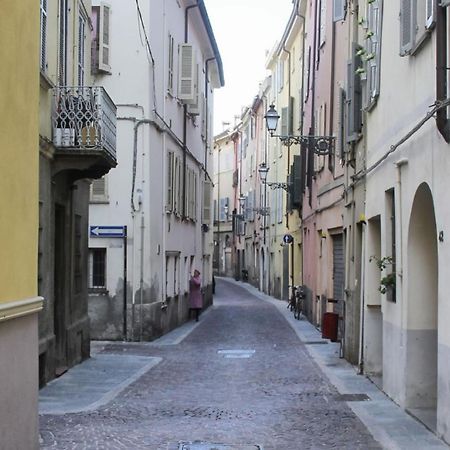 Appartamento Luxury 6 Al Duomo Di Parma Esterno foto