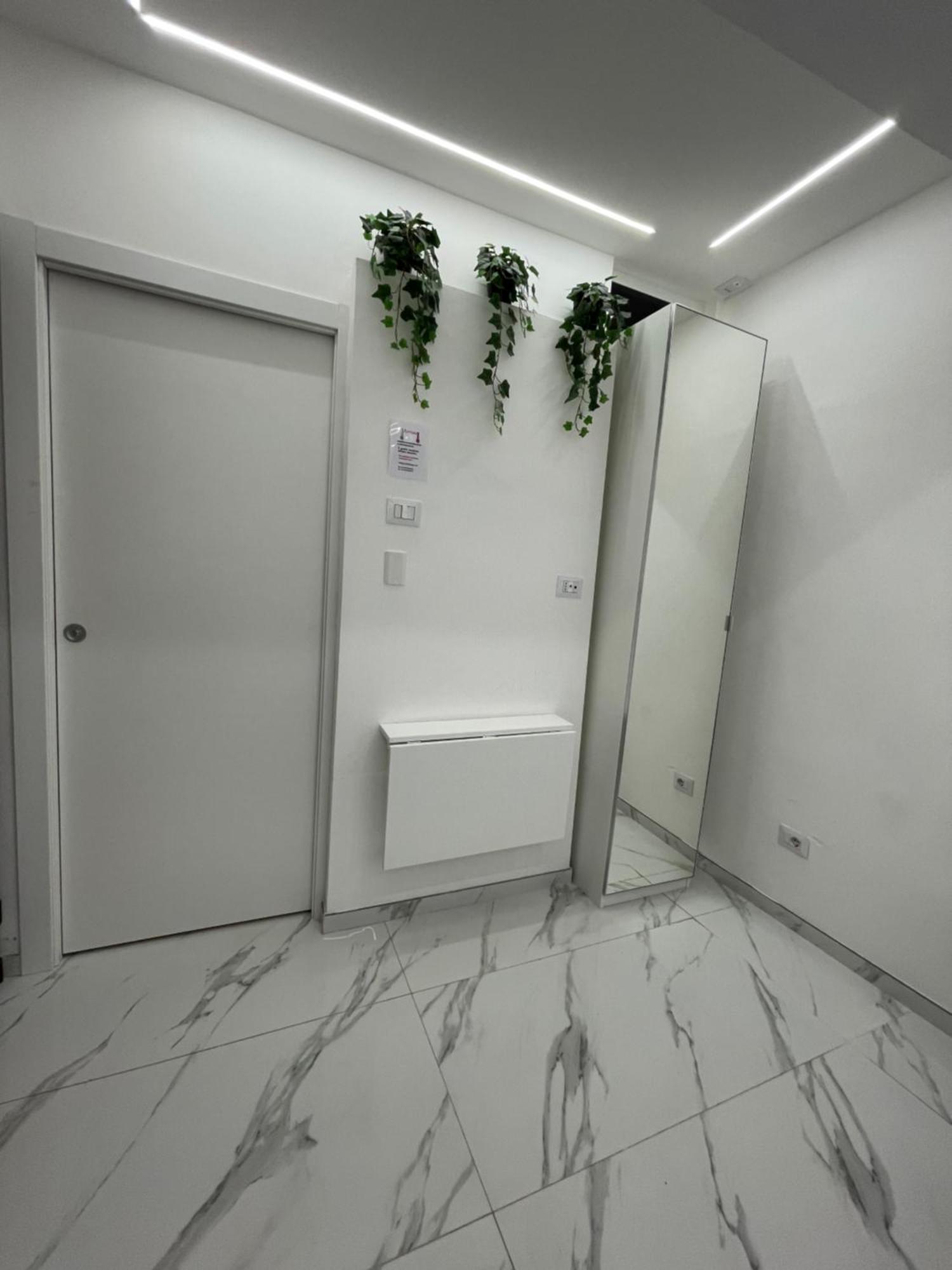 Appartamento Luxury 6 Al Duomo Di Parma Esterno foto
