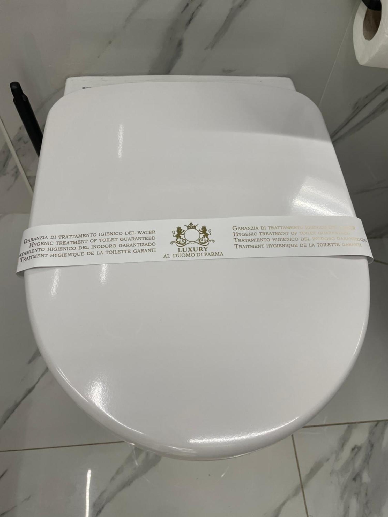 Appartamento Luxury 6 Al Duomo Di Parma Esterno foto